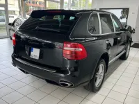Second-hand Porsche Cayenne 290 CP (213 kW) 2009 Negru SUV
