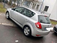 Gebraucht Kia Ceed 125 PS (91 kW) 2011 Grau Kleinwagen
