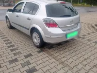 Gebraucht Opel Astra 90 PS (66 kW) 2009 Silber Kleinwagen