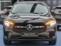 Gebraucht Mercedes GLA180 136 PS (100 kW) 2024 Lack kosmosschwarz (metallic) SUV