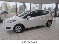 Gebraucht Ford Fiesta Trend 60 PS (44 kW) 2013 Weiß Kleinwagen