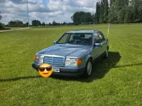 Brugt Mercedes E250 90 HK (66 kW) 1990 Blå Sedan