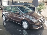 Gebraucht Mercedes 180 109 PS (80 kW) 2015 Braun Limousine