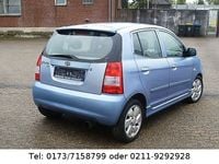 Second-hand Kia Picanto EX 65 CP (47 kW) 2006 Albastru Hatchback