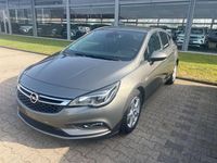 Gebraucht Opel Astra Dynamic 150 PS (110 kW) 2017 Grau Limousine