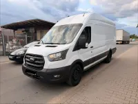 Używany Ford Transit Trend 131 KM (96 kW) 2024 Biały Sedan/Limuzyna