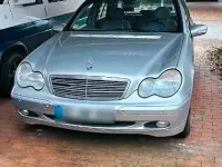 Gebraucht Mercedes C220 143 PS (105 kW) 2001 Silber Limousine