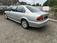 Gebraucht BMW 525 192 PS (141 kW) 2000 Silber Limousine