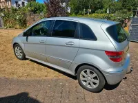 Gebraucht Mercedes B200 140 PS (102 kW) 2009 Silber Van / Kleinbus