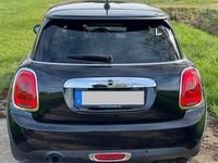 Usado Mini ONE 102 HP (75 kW) 2015 Preto Citadino
