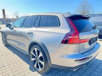 Gebraucht Volvo V60 CC 190 PS (139 kW) 2019 Grau Kombi
