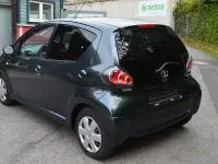 Gebraucht Toyota Aygo Edition 68 PS (50 kW) 2011 Grau Kleinwagen