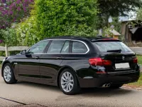 Gebraucht BMW 525 Luxury Line 218 PS (160 kW) 2016 Black sapphire metallic Kombi