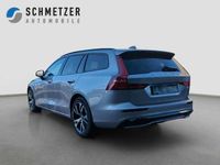 Gebraucht Volvo V60 145 PS (106 kW) 2025 Kombi