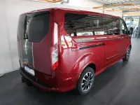 Gebraucht Ford Tourneo Sport 185 PS (136 kW) 2022 Rot Van / Kleinbus