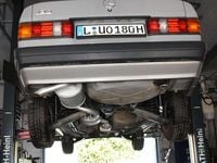 Gebraucht Mercedes 190 102 PS (75 kW) 1986 Grau Limousine