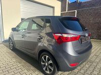 Gebraucht Hyundai ix20 Passion 116 PS (85 kW) 2016 Schwarz Kleinwagen