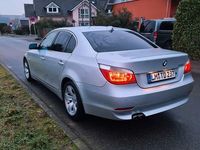 Gebraucht BMW 525 192 PS (141 kW) 2004 Silber Limousine