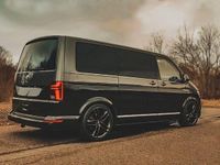 Gebraucht VW Multivan Highline 204 PS (150 kW) 2017 Schwarz Van
