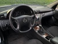 Gebraucht Mercedes 200 122 PS (89 kW) 2007 Silber Limousine