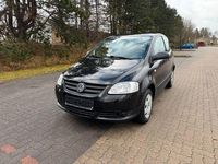 Gebraucht VW Fox Basis 54 PS (39 kW) 2006 Schwarz Kleinwagen