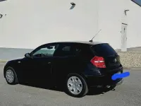 Gebraucht BMW 318 143 PS (105 kW) 2011 Schwarz Limousine