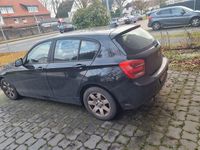 Gebraucht BMW 114 102 PS (75 kW) 2013 Schwarz Kleinwagen