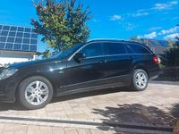 Gebraucht Mercedes E200 Avantgarde 136 PS (100 kW) 2011 Schwarz Kombi