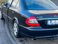 Gebraucht Mercedes E280 231 PS (169 kW) 2008 Schwarz Limousine