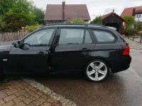 Gebraucht BMW 320 177 PS (130 kW) 2009 Schwarz Kombi