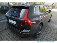 Gebraucht Volvo XC60 Core 197 PS (144 kW) 2023 Grau metallic SUV
