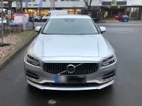 Second-hand Volvo S90 235 CP (172 kW) 2017 Argintiu Berlinǎ