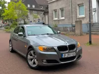 Gebraucht BMW 320 184 PS (135 kW) 2010 Silber Limousine