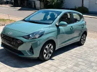 Gebraucht Hyundai i10 Trend 67 PS (49 kW) 2024 Grün Kleinwagen