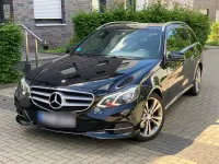 Gebraucht Mercedes E300 204 PS (150 kW) 2015 Schwarz Kombi