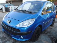 Gebraucht Peugeot 1007 88 PS (64 kW) 2006 Blau Van / Kleinbus