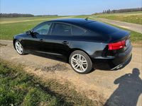 Gebraucht Audi A5 Sportback Design 190 PS (139 kW) 2016 Schwarz Kleinwagen