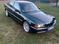 Gebraucht BMW 735 234 PS (172 kW) 1996 Grün Limousine