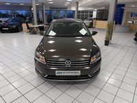 Gebraucht VW Passat Highline 160 PS (117 kW) 2013 Braun Limousine