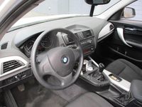 Gebraucht BMW 114 102 PS (75 kW) 2012 Weiß Kleinwagen