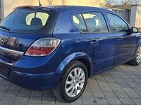 Gebraucht Opel Astra Edition 105 PS (77 kW) 2007 Blau Limousine
