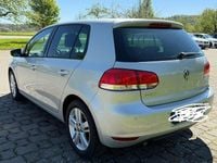 Używany VW Golf VII Match 105 KM (77 kW) 2012 Srebrny Sedan/Limuzyna