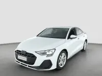 Gebraucht Audi A3 S-Line 116 PS (85 kW) 2025 Gletscherweiß metallic Limousine