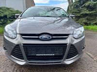 gebraucht Ford Focus 1,6 EcoBoost 110kW Titanium Sedan Euro 5