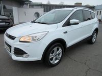 Gebraucht Ford Kuga SYNC Edition 150 PS (110 kW) 2015 Weiß SUV