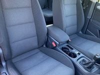 Gebraucht VW Touran Trendline 105 PS (77 kW) 2016 Silber Van / Kleinbus