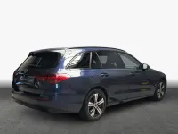 Gebraucht Mercedes C300 204 PS (150 kW) 2023 Sodalithblau metallic Kombi
