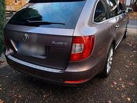 Gebraucht Skoda Superb 170 PS (125 kW) 2012 Andere farben Kombi