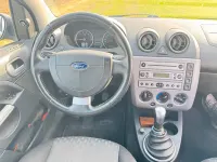 Gebraucht Ford Fiesta 79 PS (58 kW) 2005 Andere farben Kleinwagen