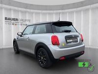 Gebraucht Mini Cooper SE Classic 135 kW (184 PS) 2023 Silber Kleinwagen